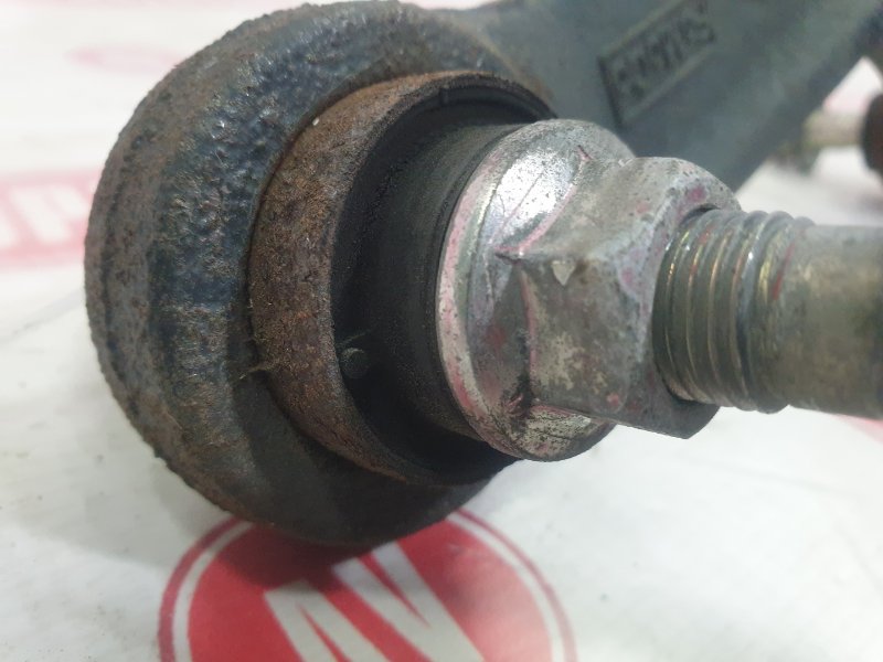 Рычаг подвески верхний, 1500 рублей, Красноярск