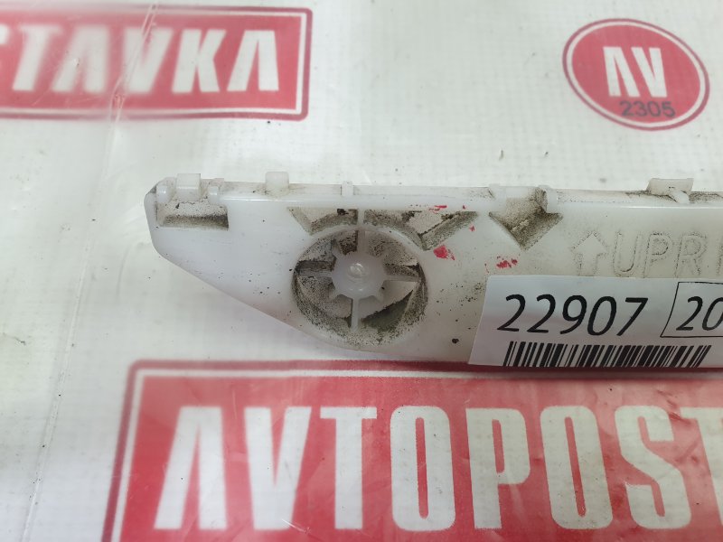 Клипса бампера, 100 рублей, Красноярск