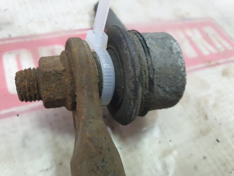 Стабилизатор поперечной устойчивости, 500 рублей, Красноярск