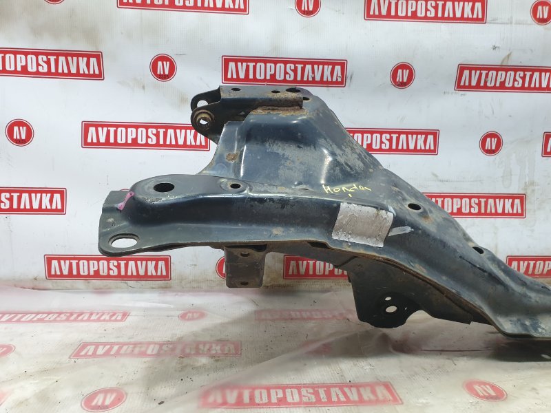 Подрамник поперечный, 8500 рублей, Красноярск