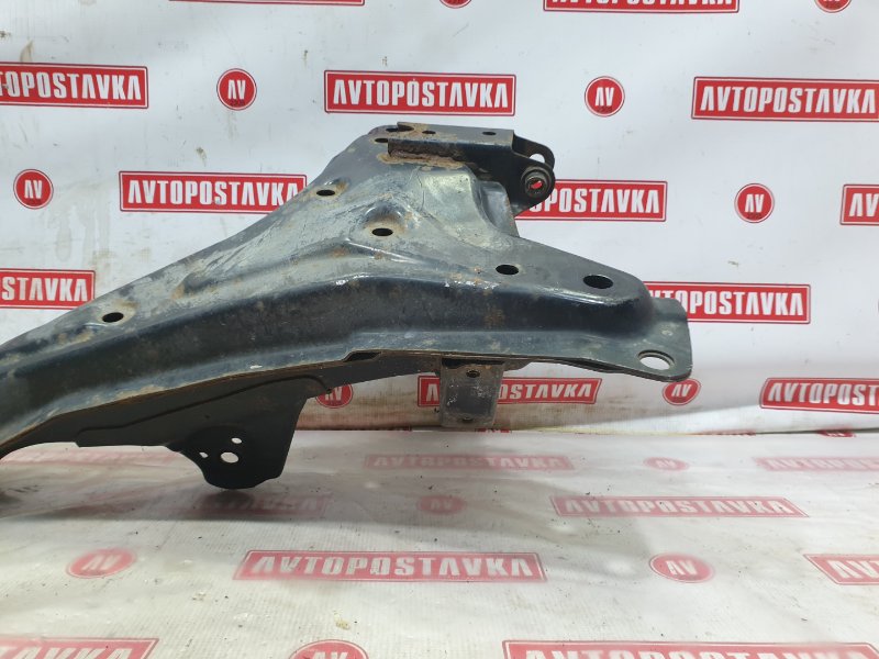 Подрамник поперечный, 8500 рублей, Красноярск