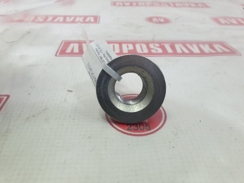 Гайка ступицы, 100 рублей, Красноярск