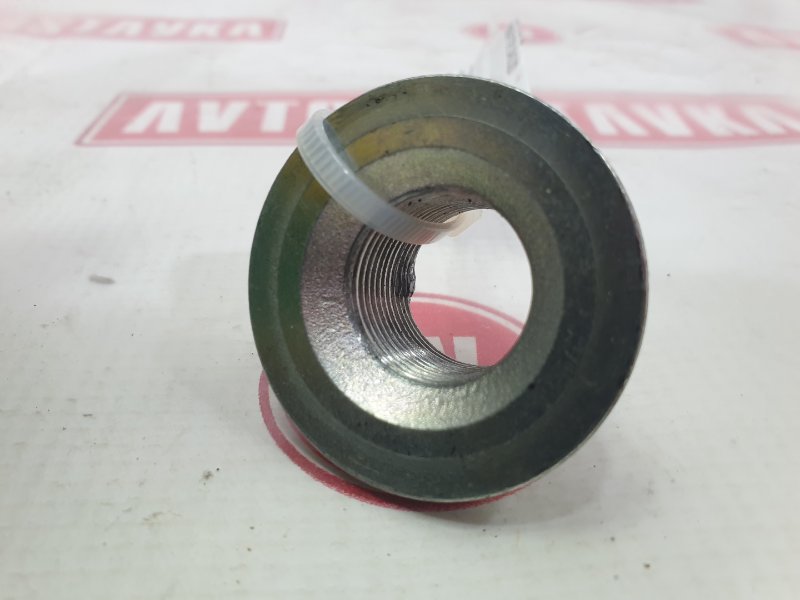 Гайка ступицы, 100 рублей, Красноярск