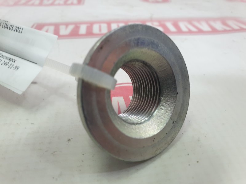 Гайка ступицы, 100 рублей, Красноярск