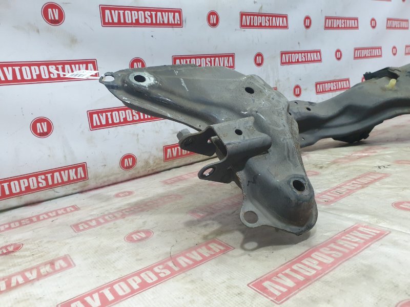 Подрамник поперечный, 500 рублей, Красноярск