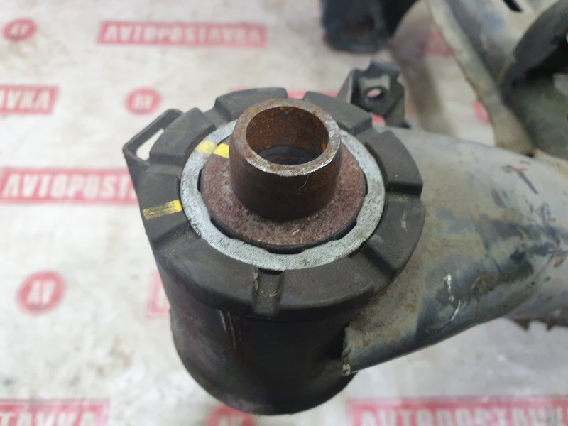 Подрамник поперечный, 2500 рублей, Красноярск