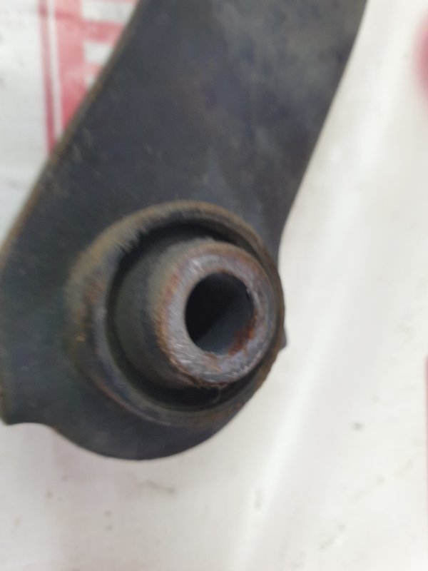 Рычаг подвески верхний, 500 рублей, Красноярск