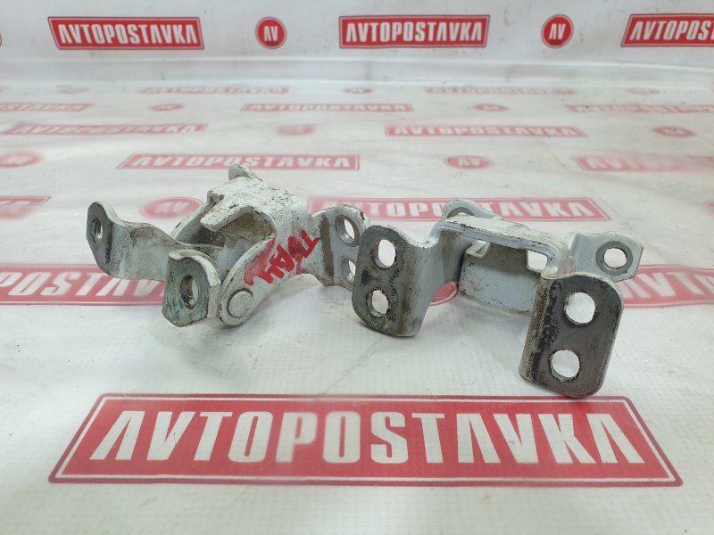 Петля двери багажника, 1200 рублей, Красноярск