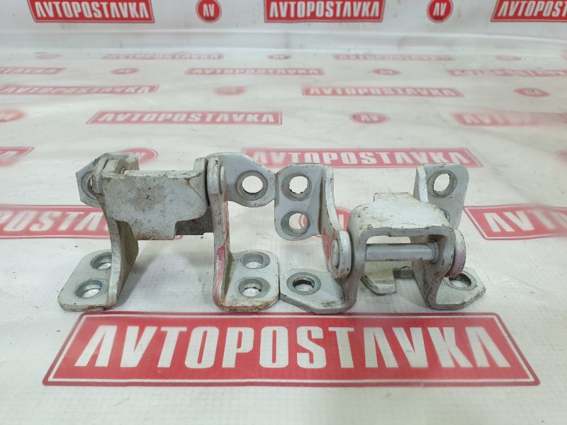 Петля двери багажника, 1200 рублей, Красноярск