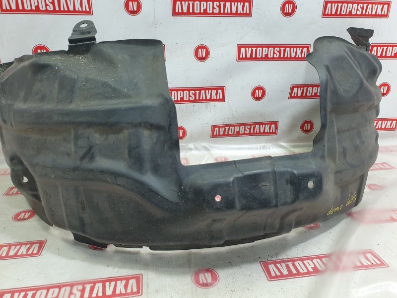 Подкрылок, 500 рублей, Красноярск