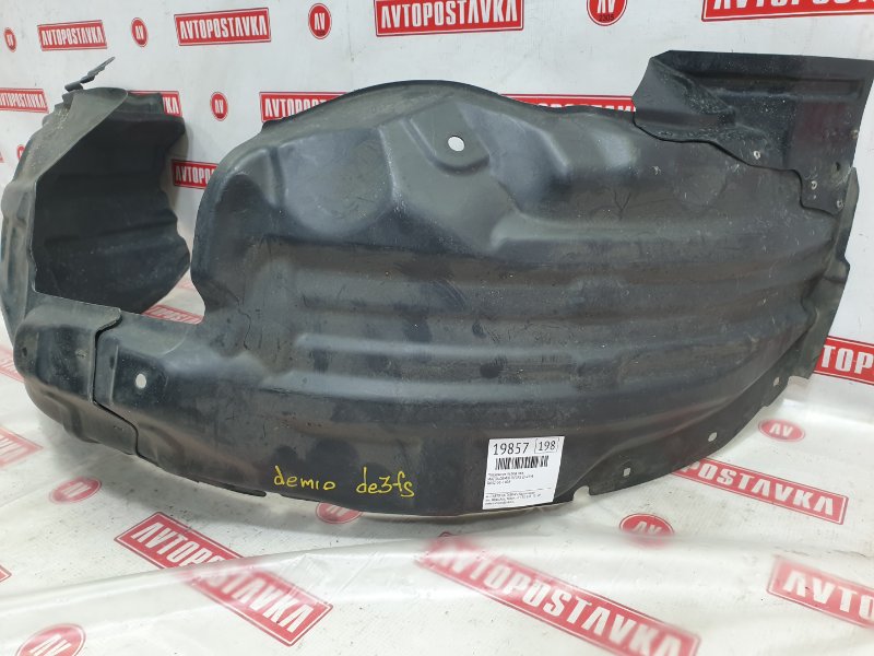 Подкрылок, 500 рублей, Красноярск