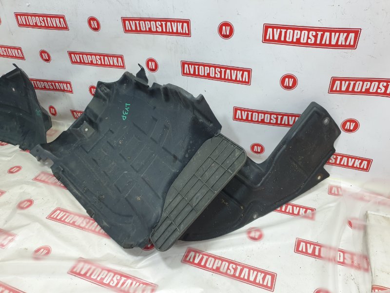 Подкрылок, 1000 рублей, Красноярск