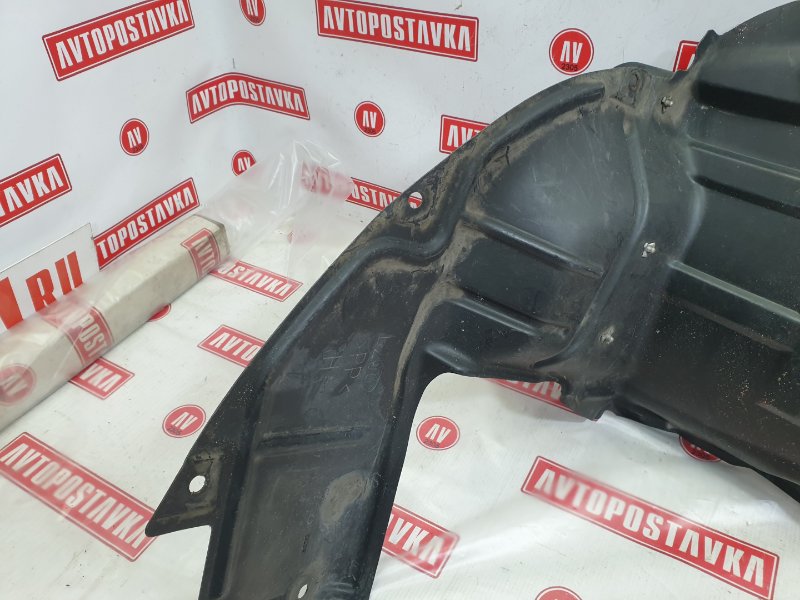 Подкрылок, 1000 рублей, Красноярск