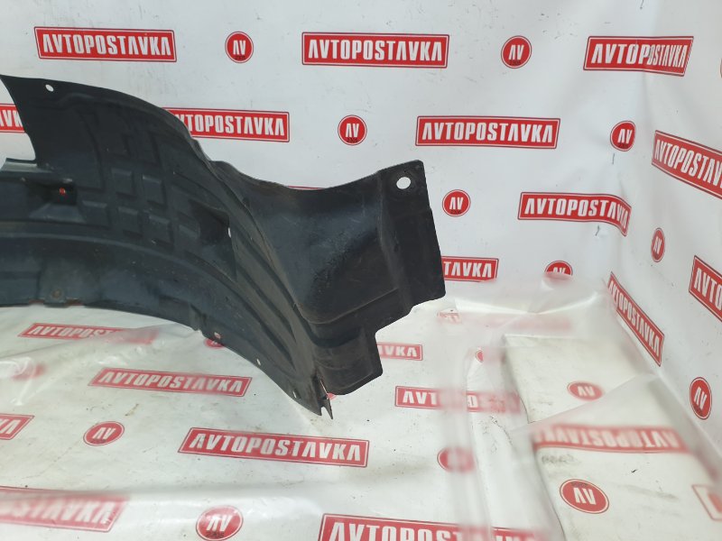 Подкрылок, 1000 рублей, Красноярск