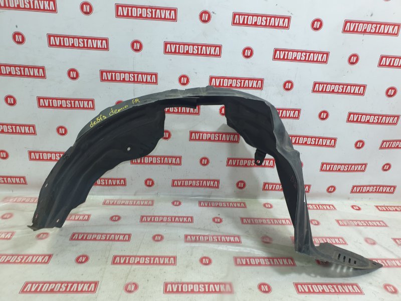 Подкрылок, 500 рублей, Красноярск