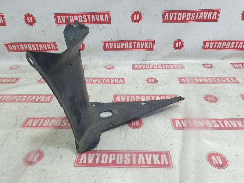 Подкрылок, 300 рублей, Красноярск