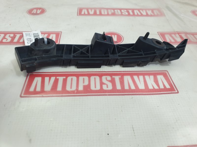 Клипса бампера, 1000 рублей, Красноярск