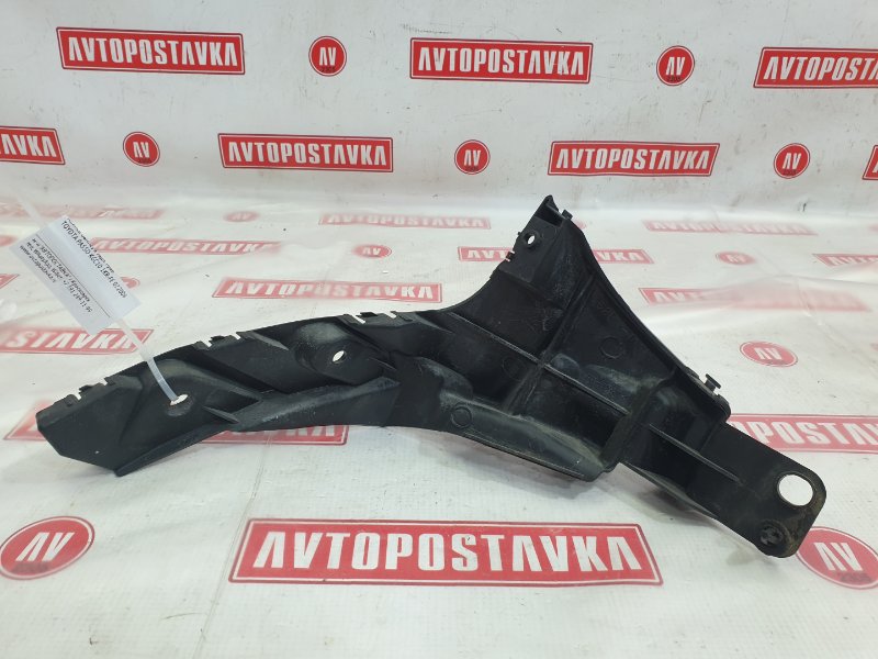 Клипса бампера, 1000 рублей, Красноярск