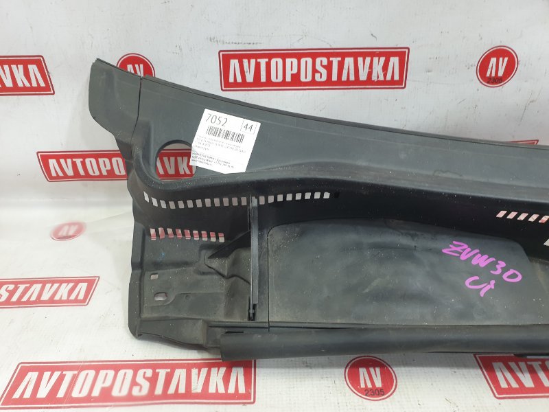 Решетка под лобовое стекло, 500 рублей, Красноярск