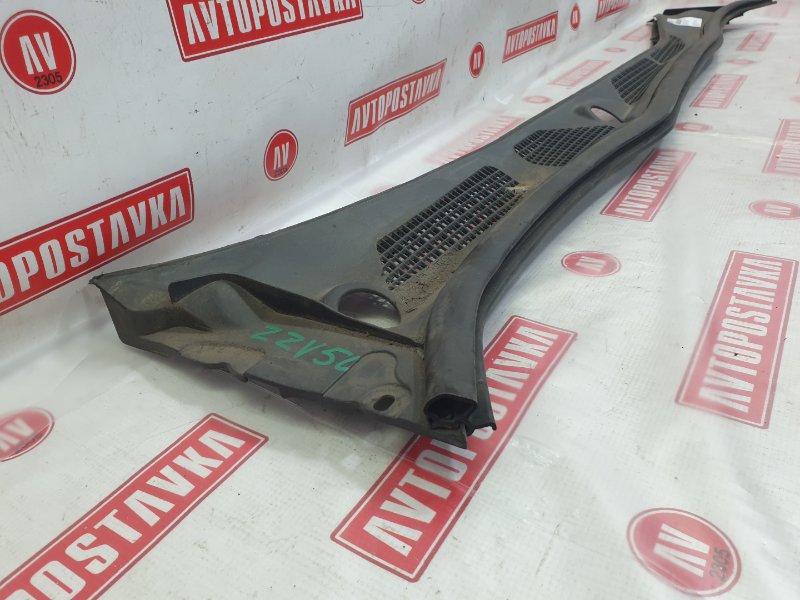 Решетка под лобовое стекло, 300 рублей, Красноярск