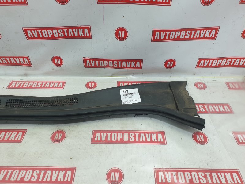 Решетка под лобовое стекло, 300 рублей, Красноярск