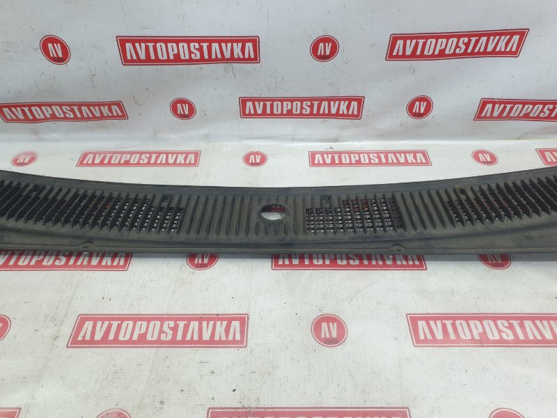 Решетка под лобовое стекло, 500 рублей, Красноярск