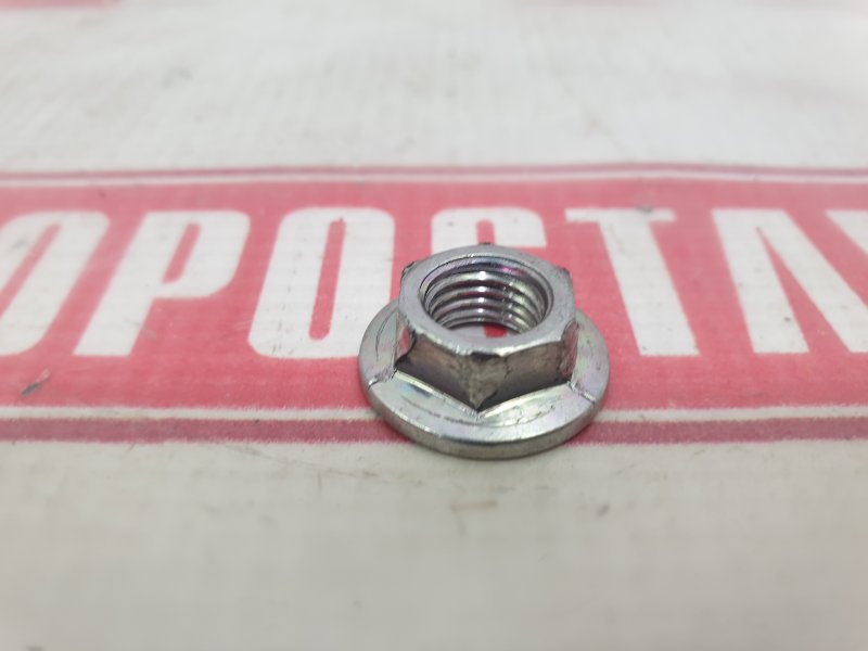 Гайка маховика, 200 рублей, Красноярск