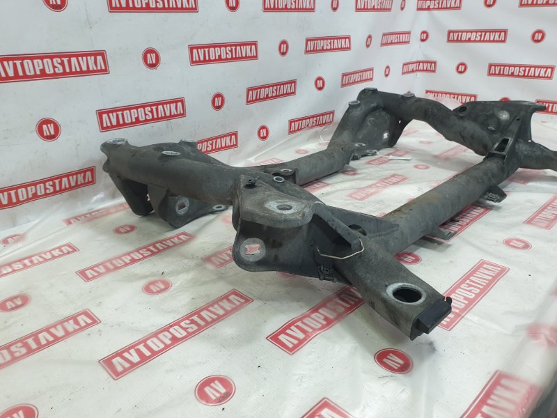 Подрамник поперечный, 6000 рублей, Красноярск