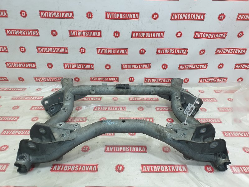 Подрамник поперечный, 6000 рублей, Красноярск