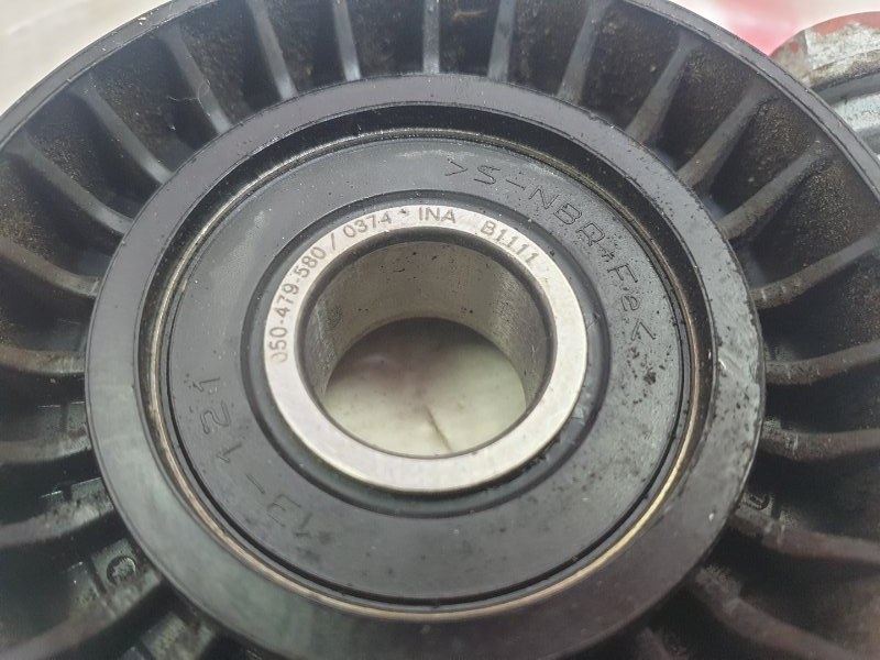 Ролик обводной навесного оборудования, 300 рублей, Красноярск