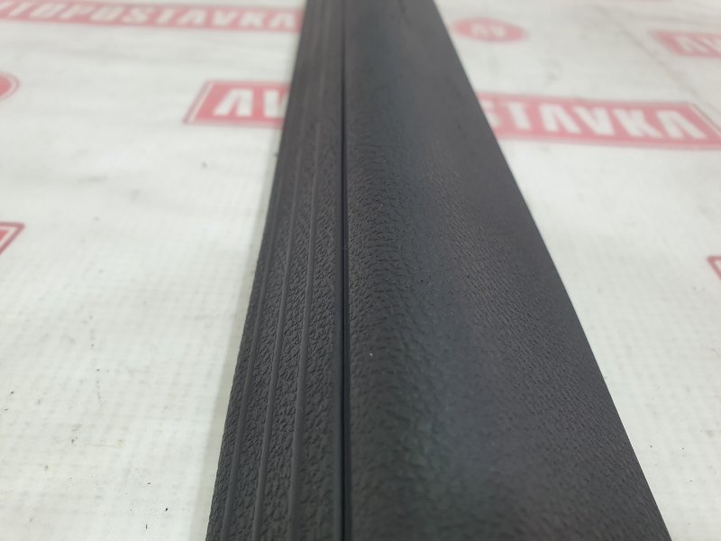 Накладка на порог салона, 400 рублей, Красноярск