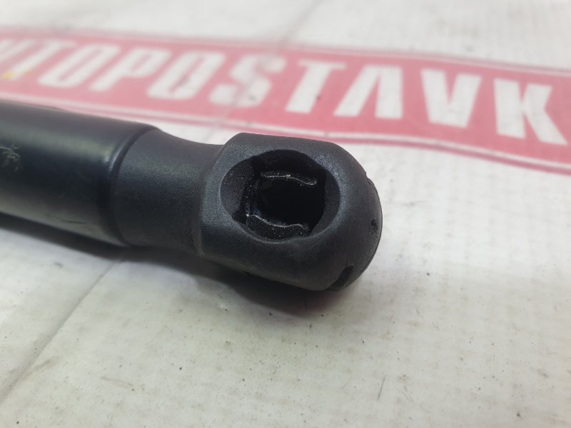 Амортизатор капота, 500 рублей, Красноярск