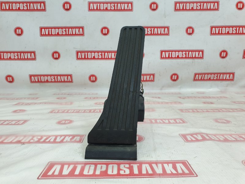 Педаль газа, 1000 рублей, Красноярск