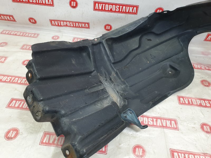 Подкрылок, 2900 рублей, Красноярск