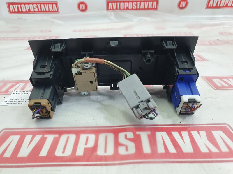 Блок управления подогревом сидений, 1500 рублей, Красноярск