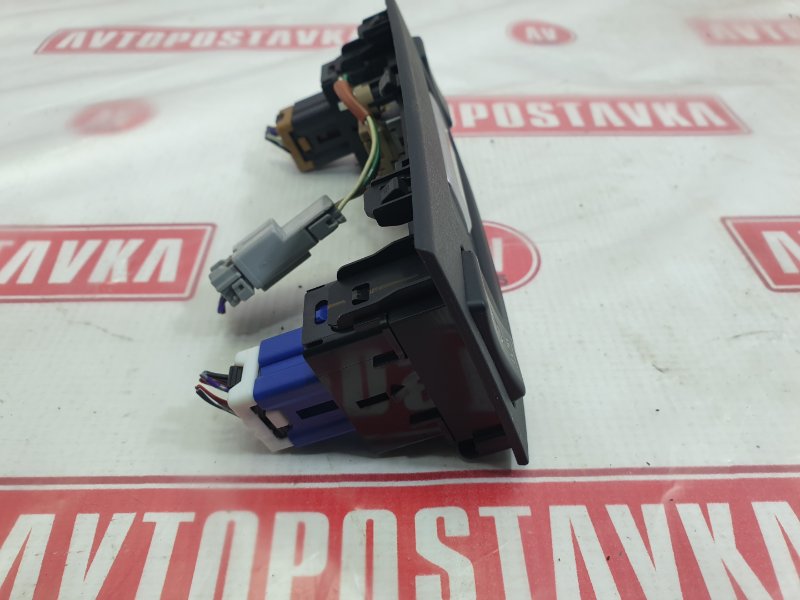 Блок управления подогревом сидений, 1500 рублей, Красноярск