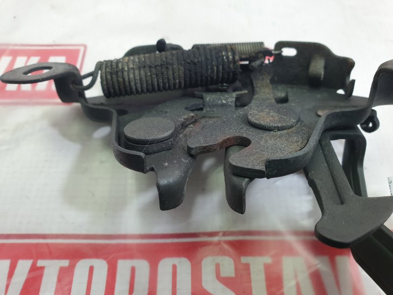 Замок капота, 500 рублей, Красноярск