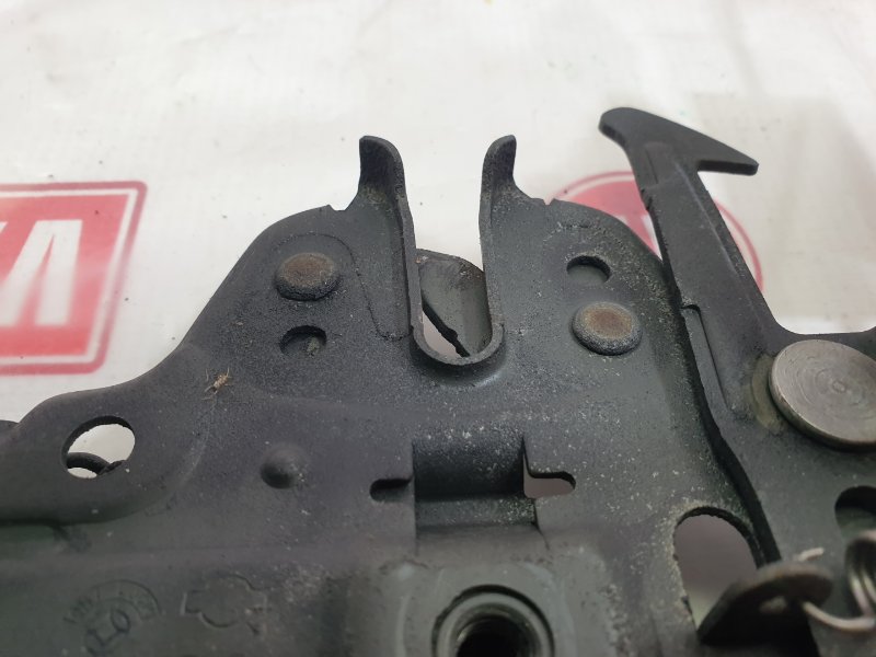 Замок капота, 500 рублей, Красноярск