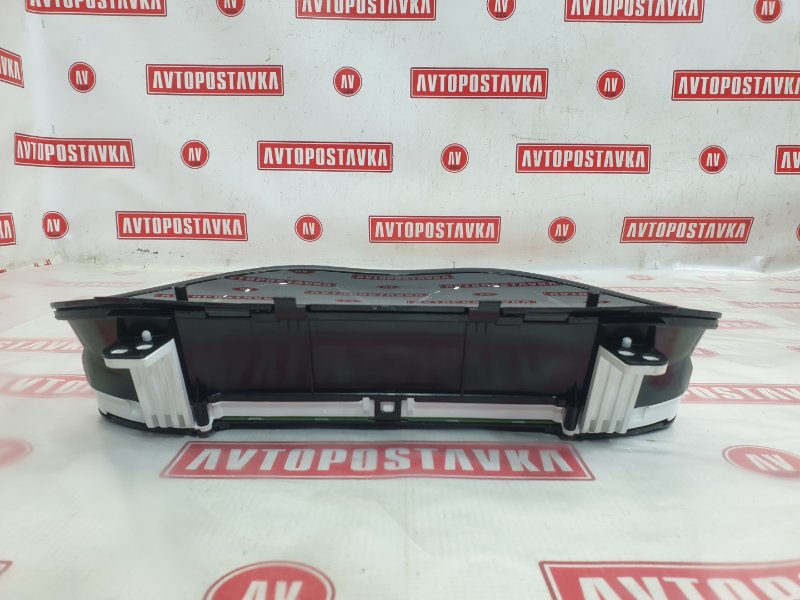 Панель приборов, 200 рублей, Красноярск