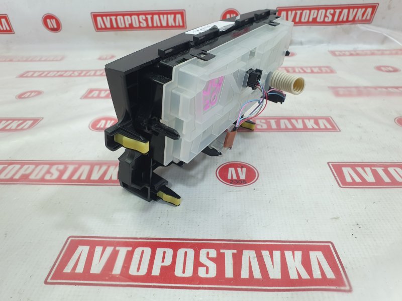 Блок управления климат-контролем, 1000 рублей, Красноярск