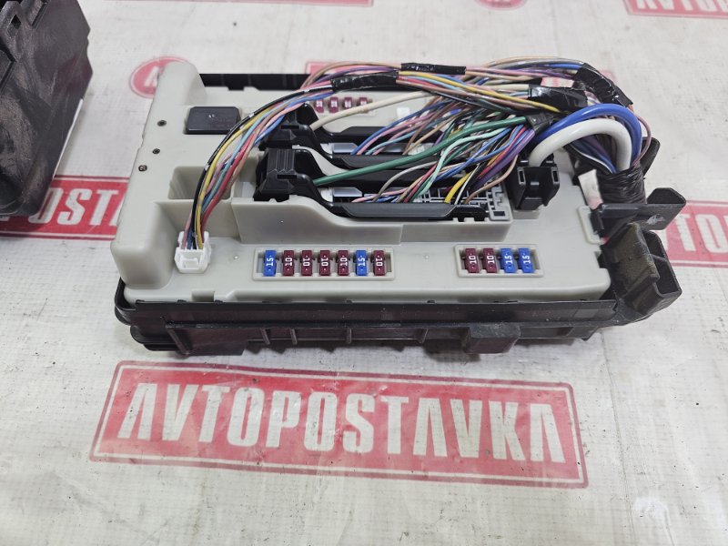 Блок предохранителей под капот, 2000 рублей, Красноярск