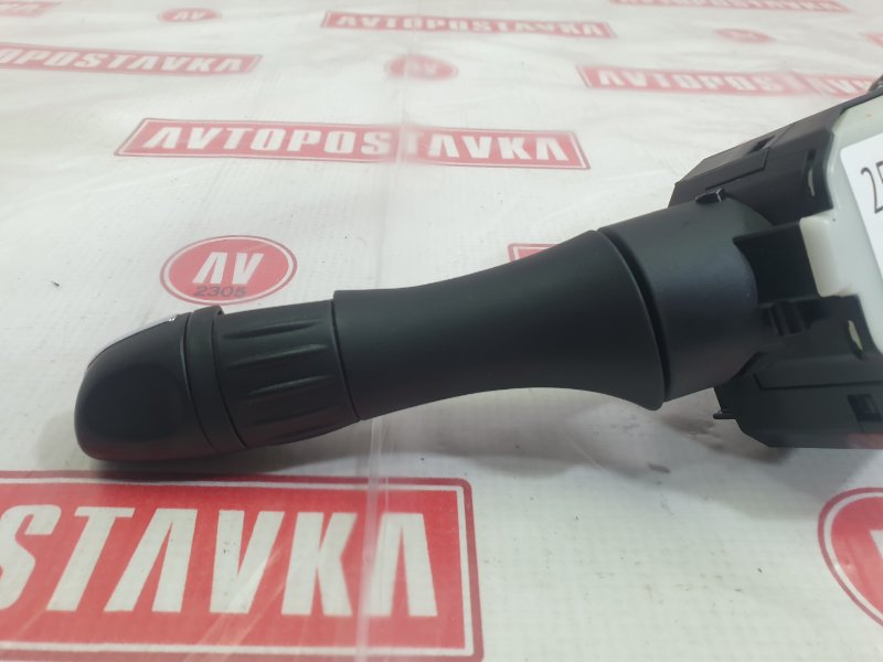 Переключатели подрулевые, 1000 рублей, Красноярск