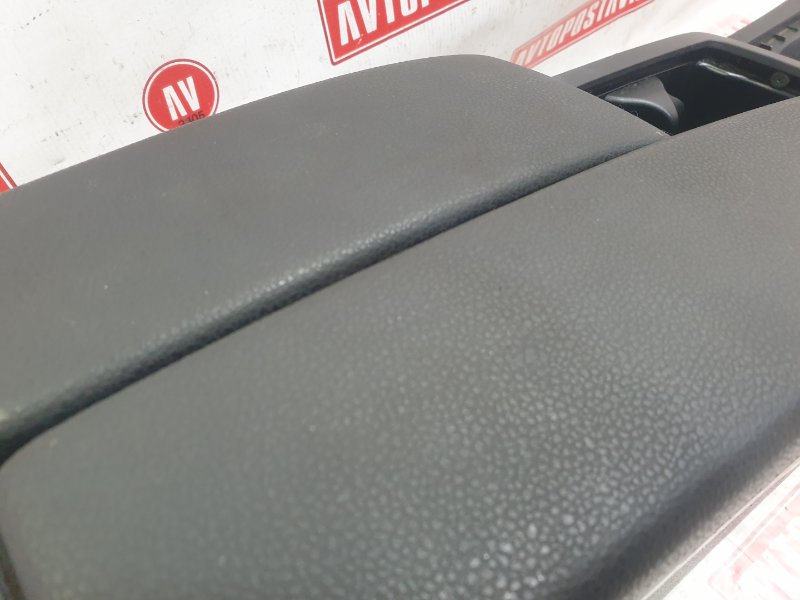 Подлокотник, 1000 рублей, Красноярск