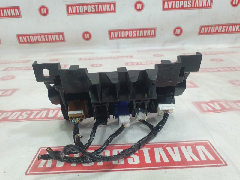 Блок управления подогревом сидений, 3000 рублей, Красноярск