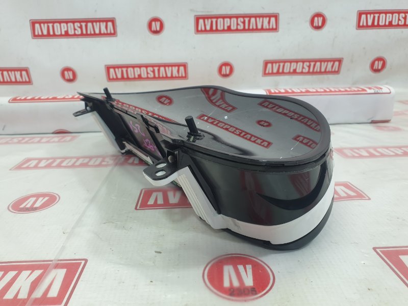 Панель приборов, 200 рублей, Красноярск