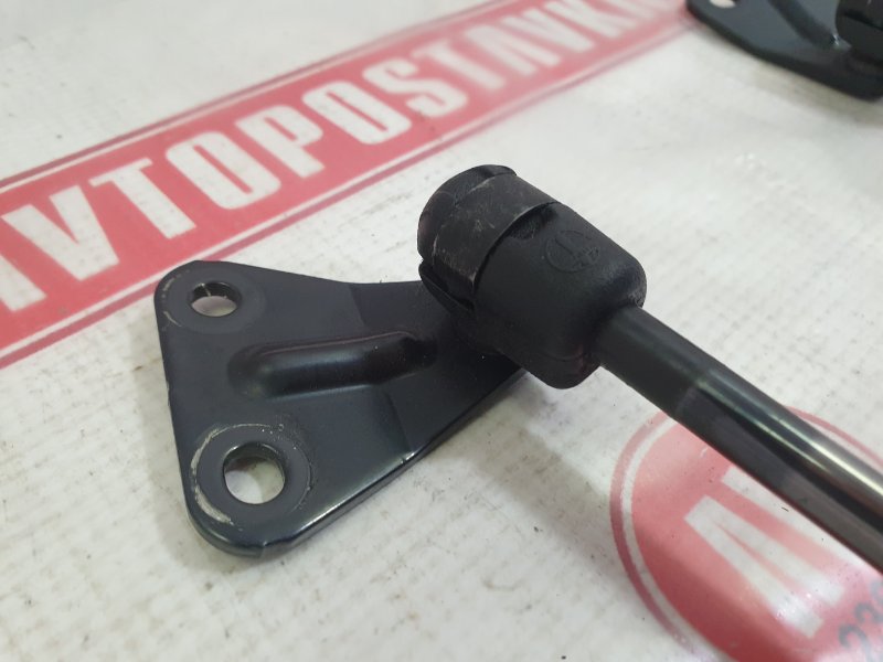 Амортизатор двери багажника, 2000 рублей, Красноярск