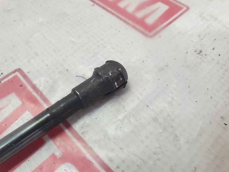 Амортизатор капота, 500 рублей, Красноярск