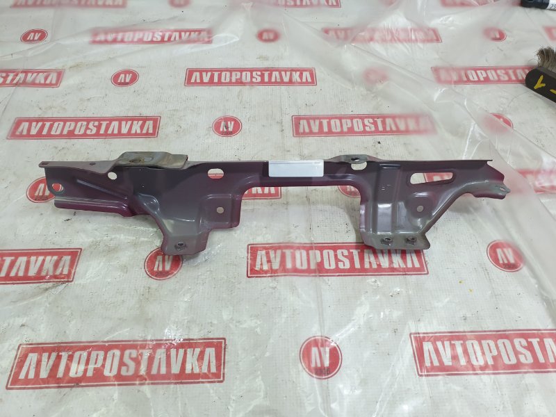 Кронштейн крыла, 1000 рублей, Красноярск