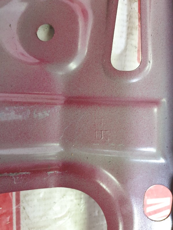 Кронштейн крыла, 1000 рублей, Красноярск