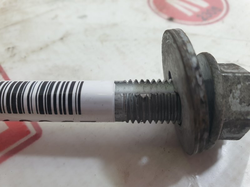 Болт развальный, 500 рублей, Красноярск